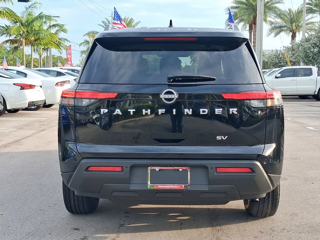 Certified 2024 Nissan Pathfinder SV FWD image 5