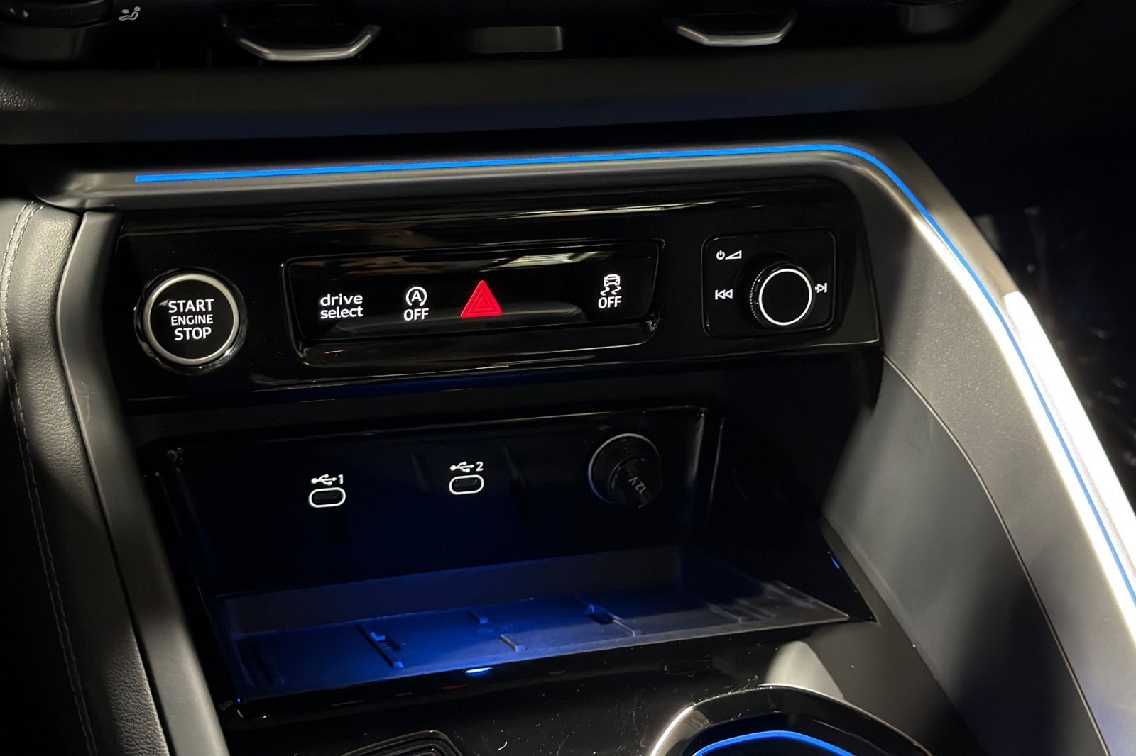 Used 2025 Audi Q5 Premium w/ 19" Wheel Package image 20