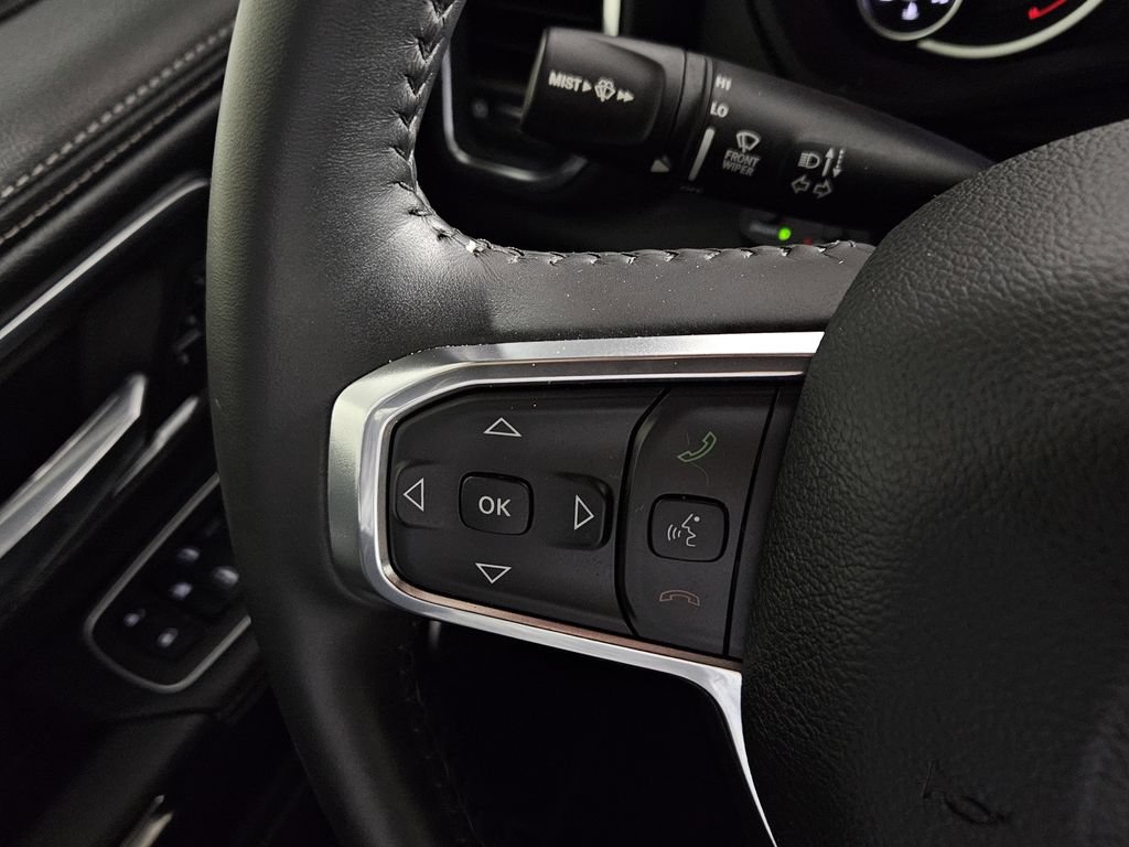 Used 2024 RAM 1500 Laramie AWD/4WD image 22