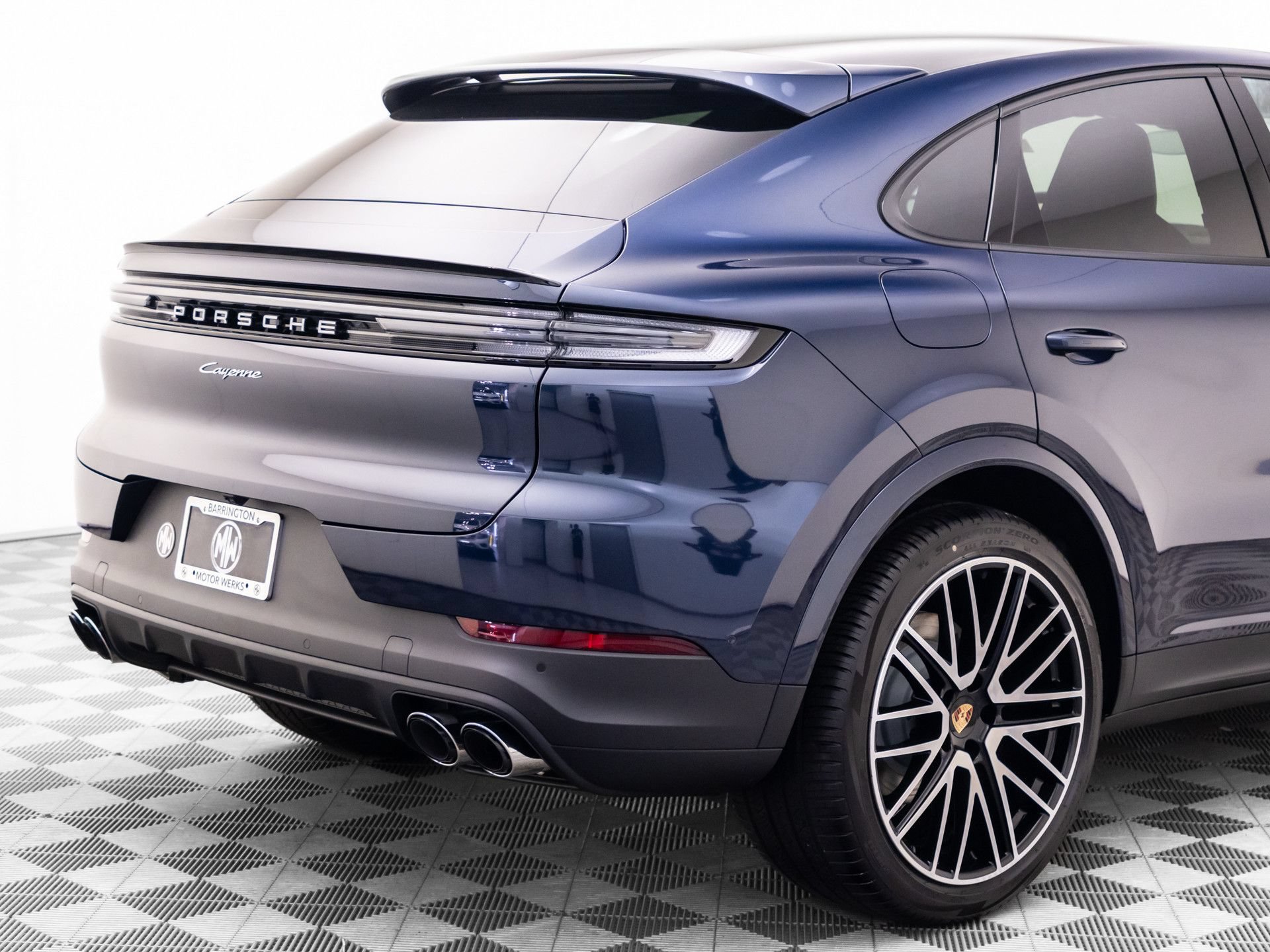 New 2026 Porsche Cayenne Coupe AWD/4WD image 36