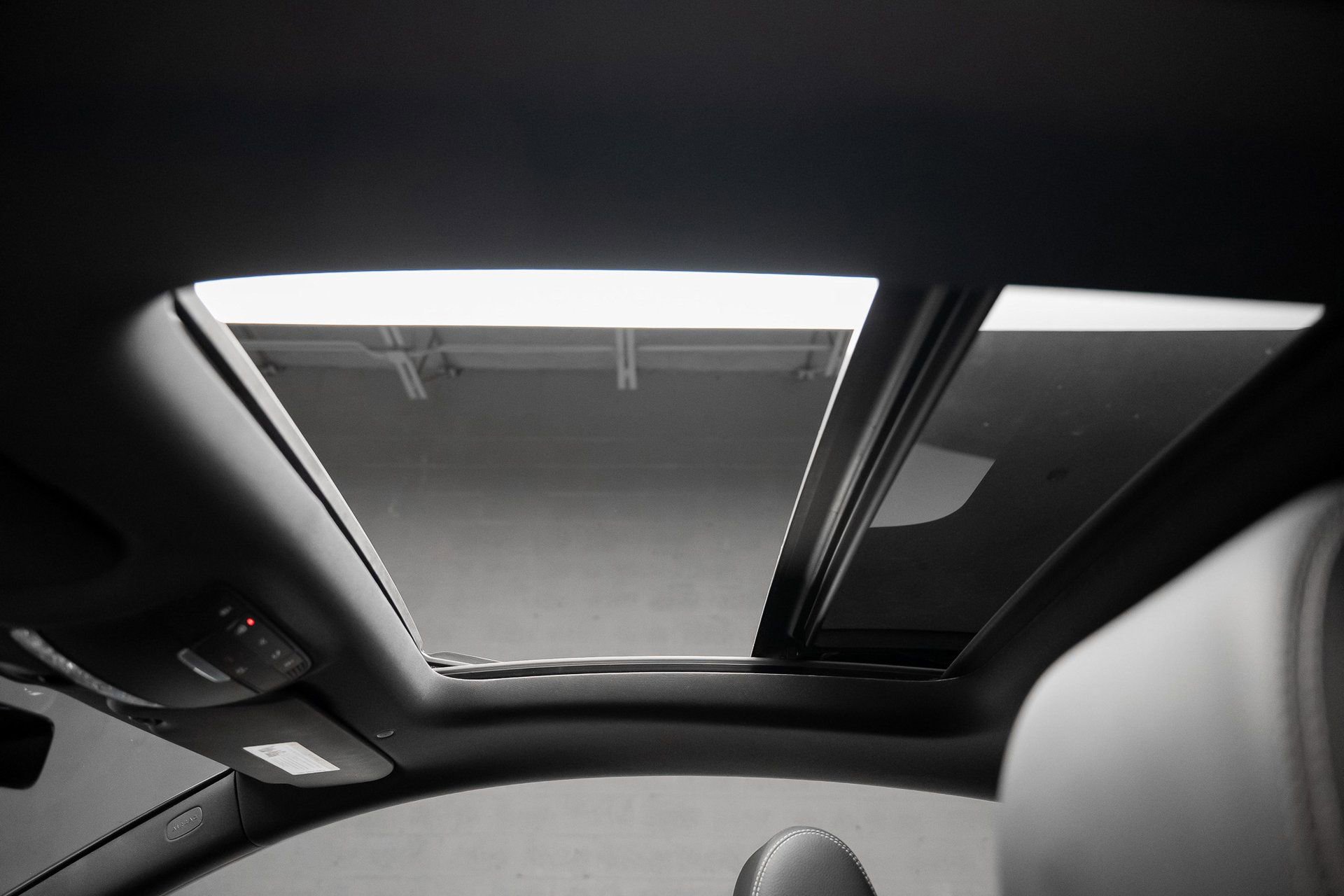 Used 2023 Mercedes-Benz E 450 Coupe image 70