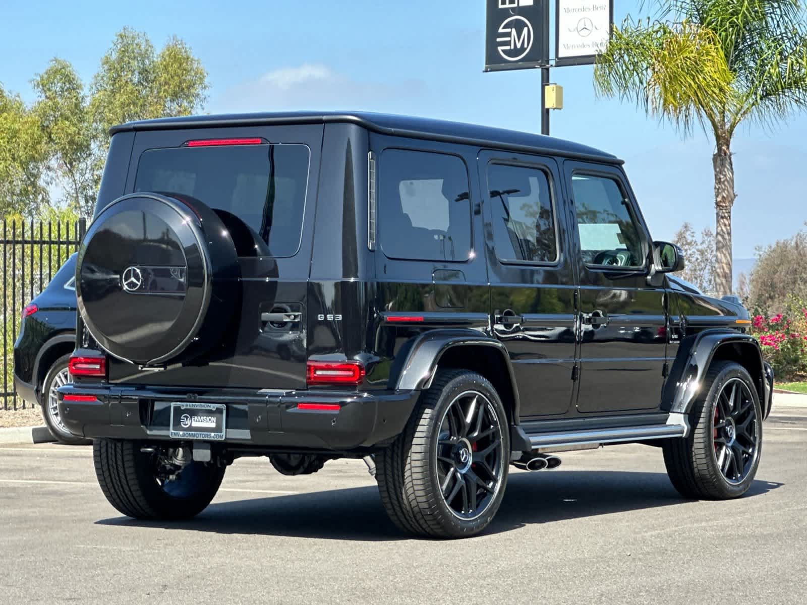 New 2027 Mercedes-Benz G 63 AMG 4MATIC image 3