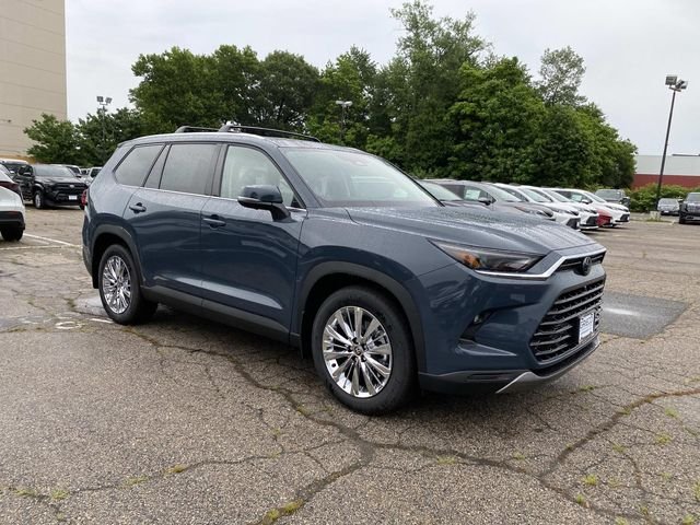 New 2026 Toyota Grand Highlander AWD image 1