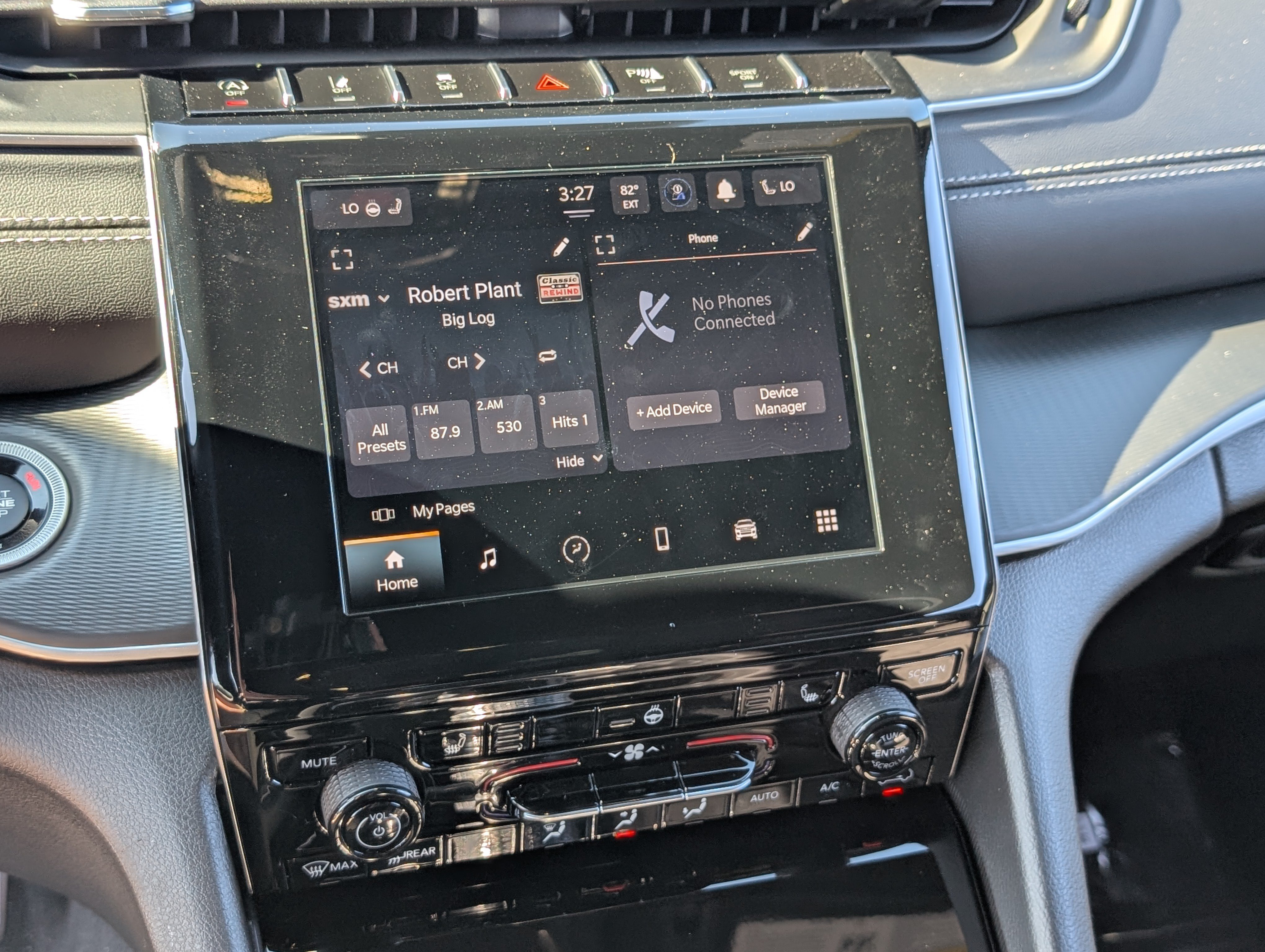 New 2025 Jeep Grand Cherokee Altitude AWD/4WD image 26