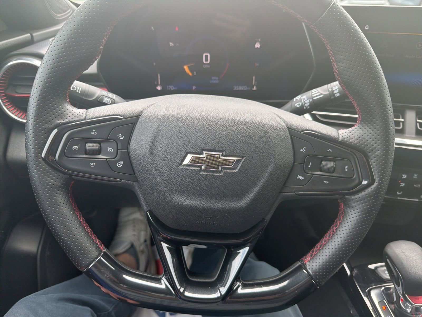 Used 2024 Chevrolet Trax RS w/ Driver Confidence Package image 13