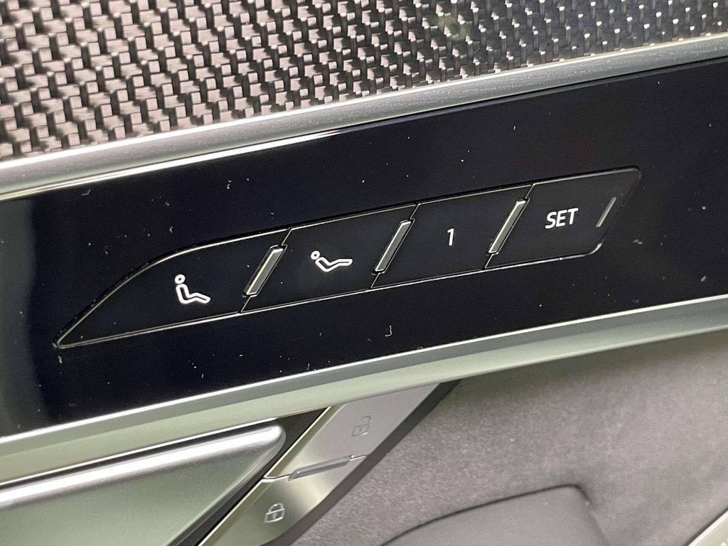 New 2026 Audi S8 AWD/4WD image 25