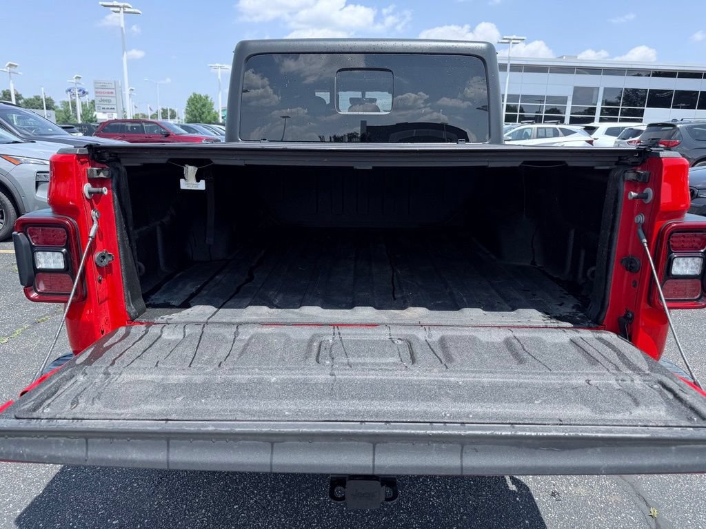 Used 2023 Jeep Gladiator Rubicon w/ Dual Top Group AWD/4WD image 10