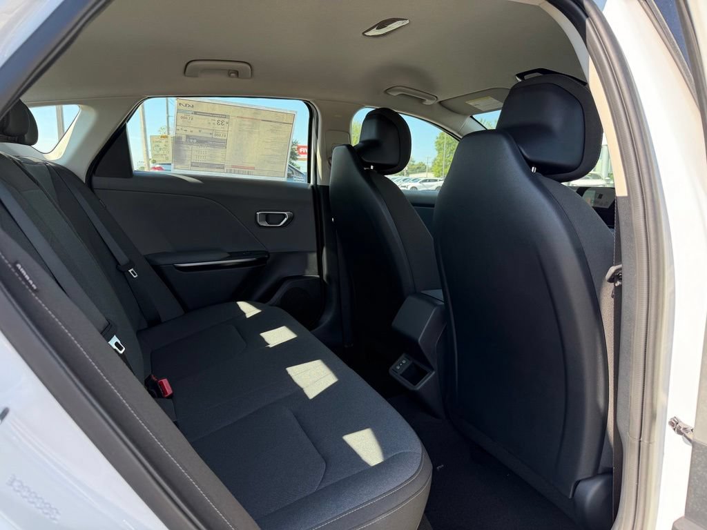 New 2026 Kia K4 FWD image 27