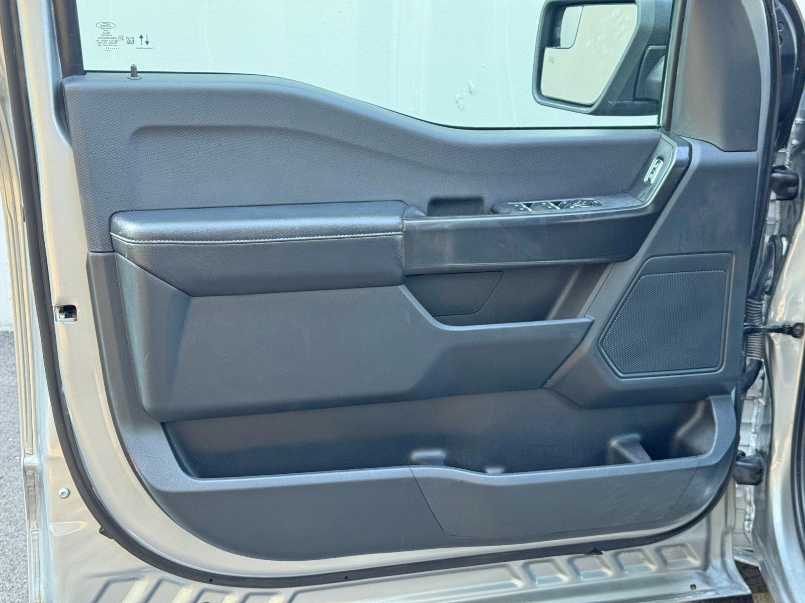 Used 2023 Ford F150 Lariat RWD image 35