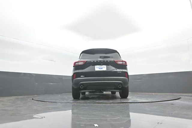 New 2026 Ford Escape ST-Line w/ Tech Pack #1 image 31