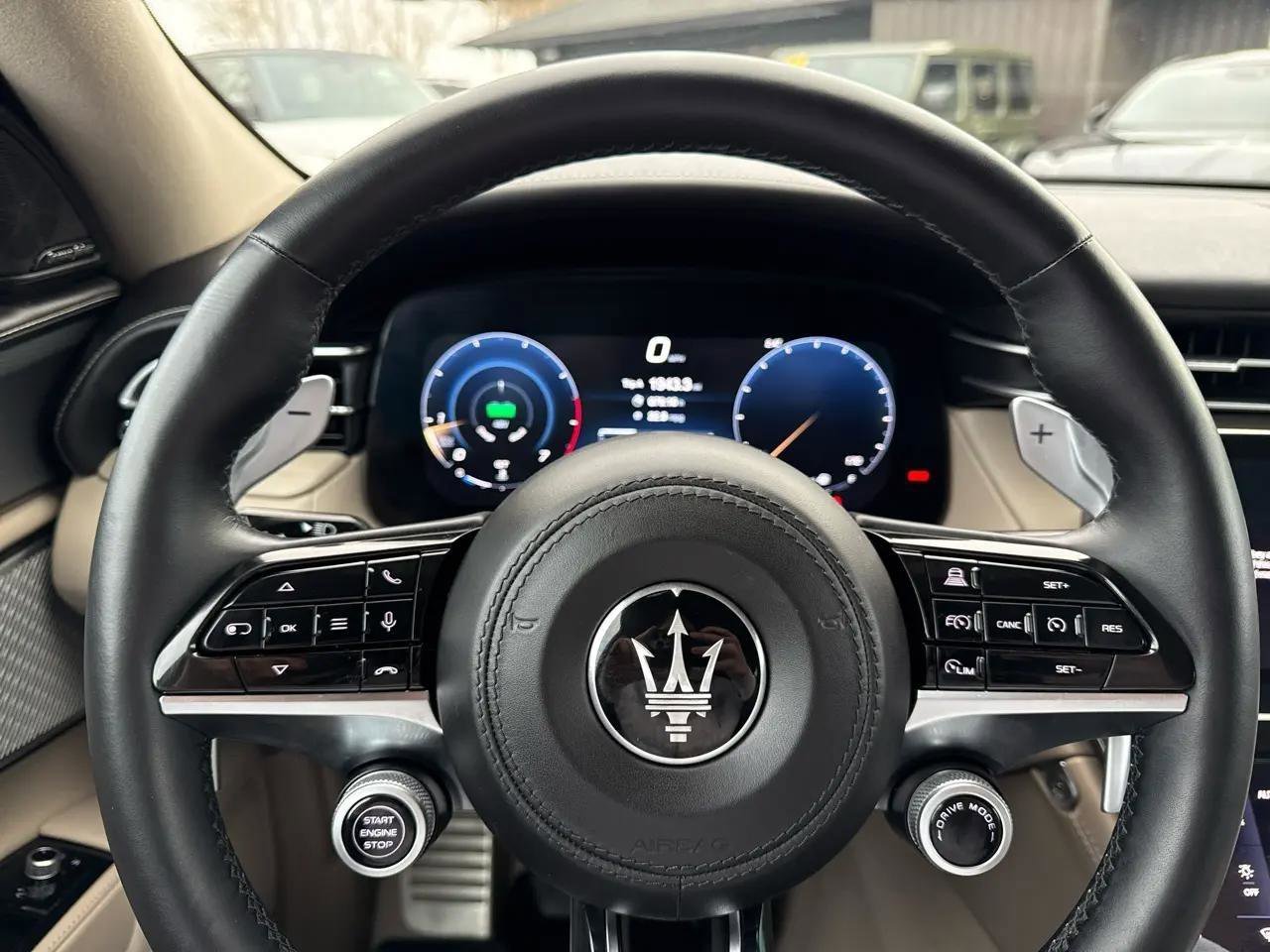 Used 2023 Maserati Grecale GT image 41