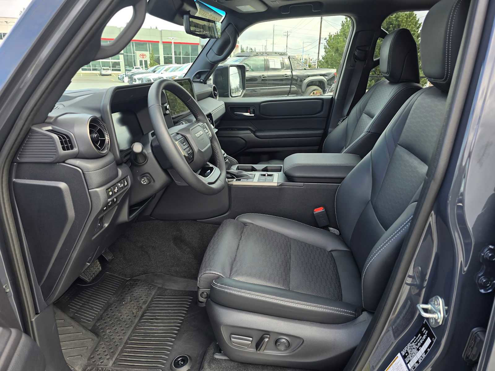 Used 2025 Toyota Land Cruiser image 20