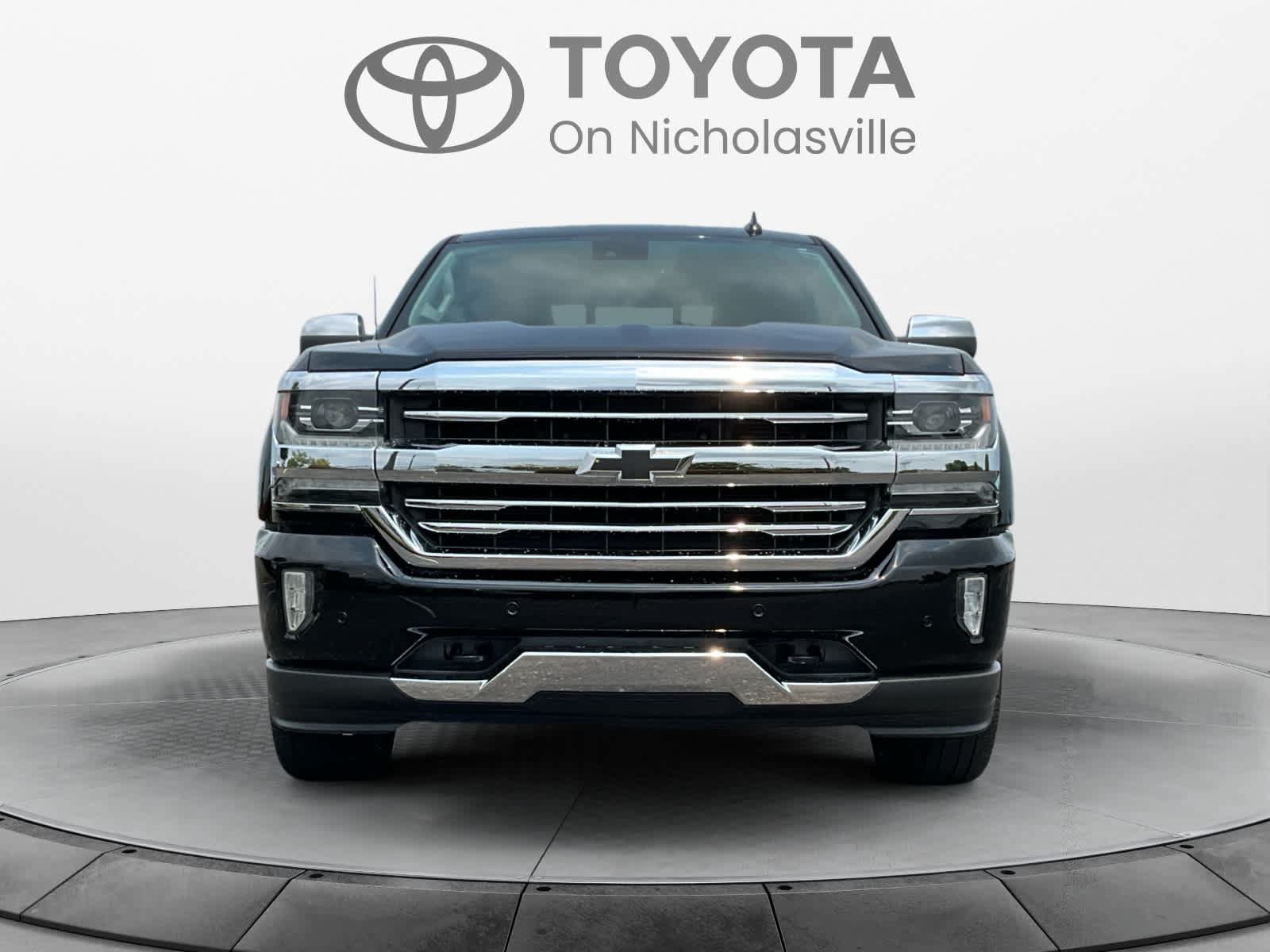 Used 2017 Chevrolet Silverado 1500 High Country AWD/4WD image 8