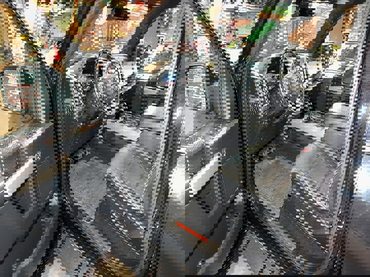 Used 2018 Ford F150 Raptor w/ Equipment Group 802A Luxury image 11