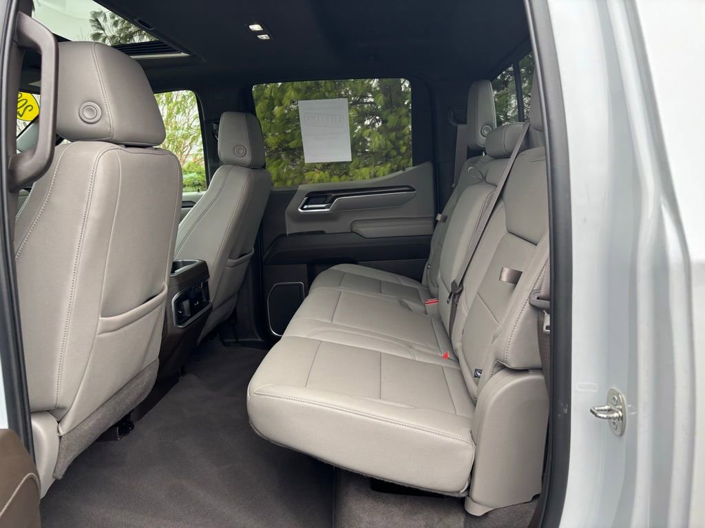 Used 2023 GMC Sierra 1500 SLT w/ SLT Premium Package image 18