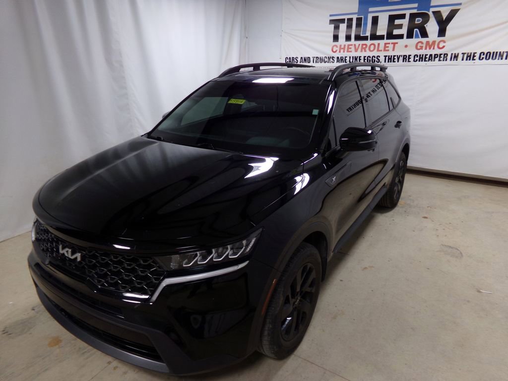 Used 2023 Kia Sorento S w/ Panoramic Sunroof Package image 3