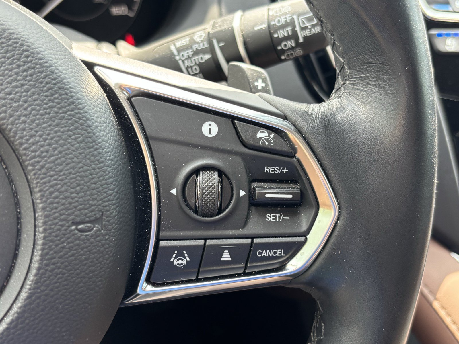 Used 2024 Acura RDX w/ Advance Package AWD/4WD image 23