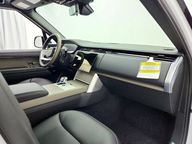 New 2026 Land Rover Range Rover SV AWD/4WD image 13