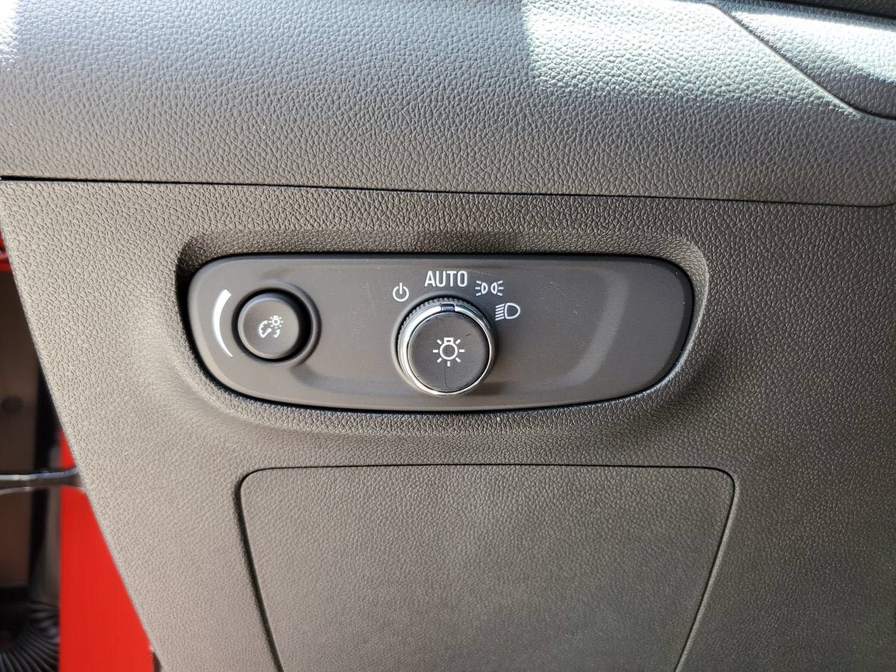 New 2026 Buick Encore GX Sport Touring FWD image 29