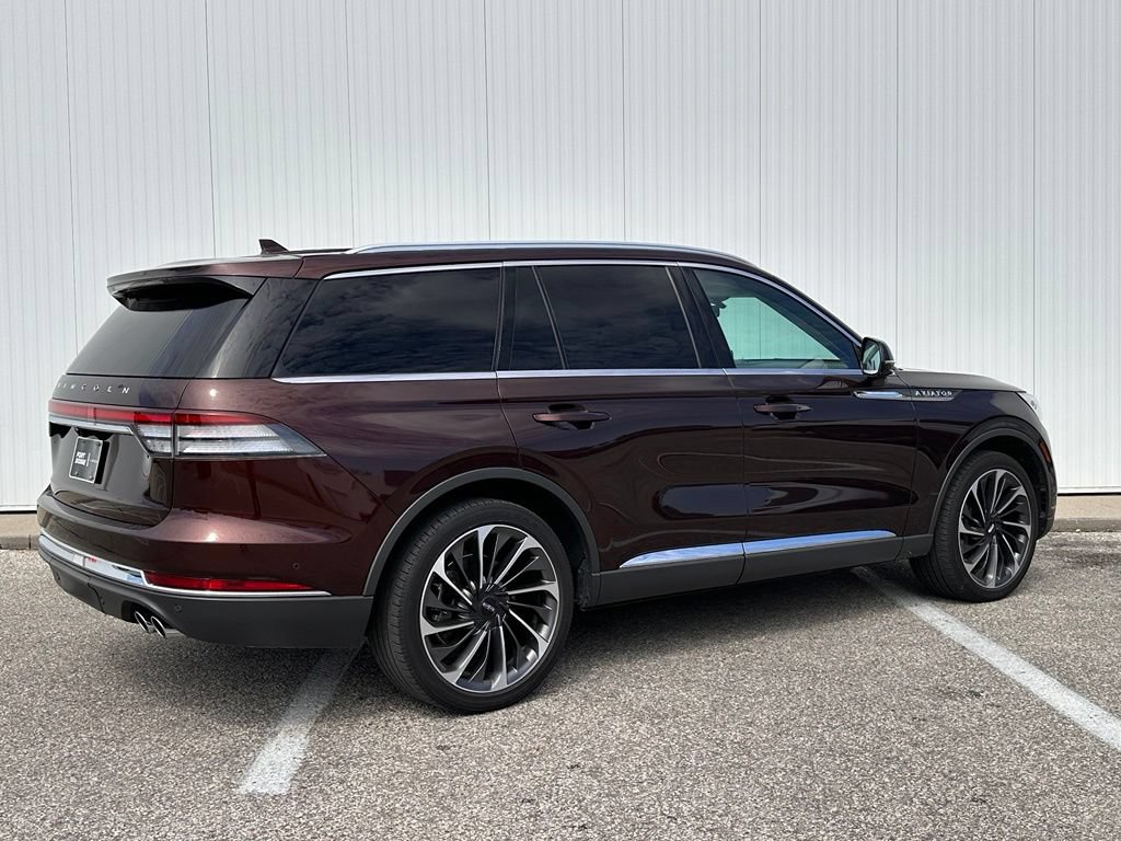 Used 2020 Lincoln Aviator Reserve w/ Equipment Group 202A AWD/4WD image 6