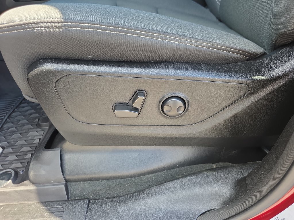 Used 2022 RAM 1500 Big Horn AWD/4WD image 12