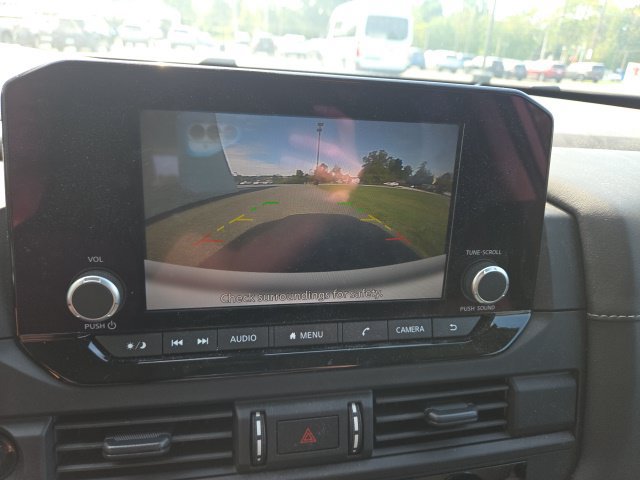 Used 2025 Nissan Pathfinder S AWD/4WD image 23