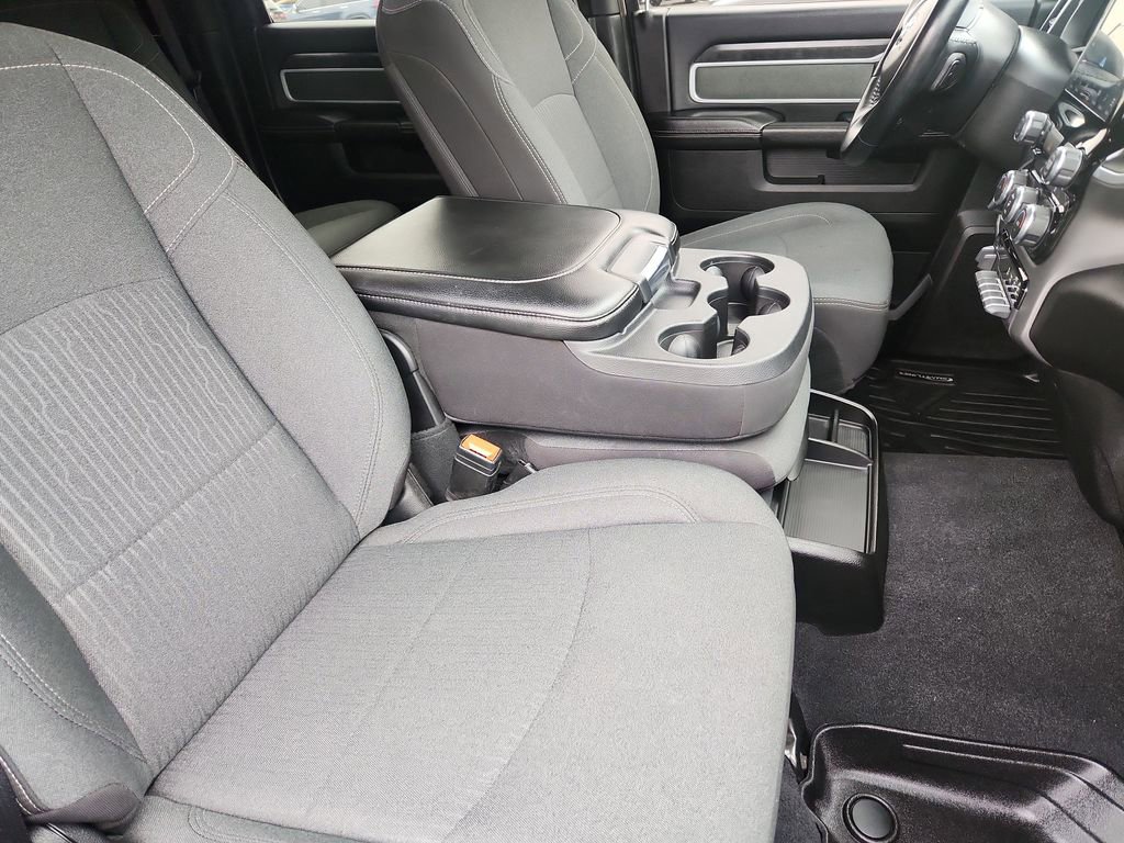 Used 2022 RAM 3500 Big Horn w/ Level C Equiment Group image 15