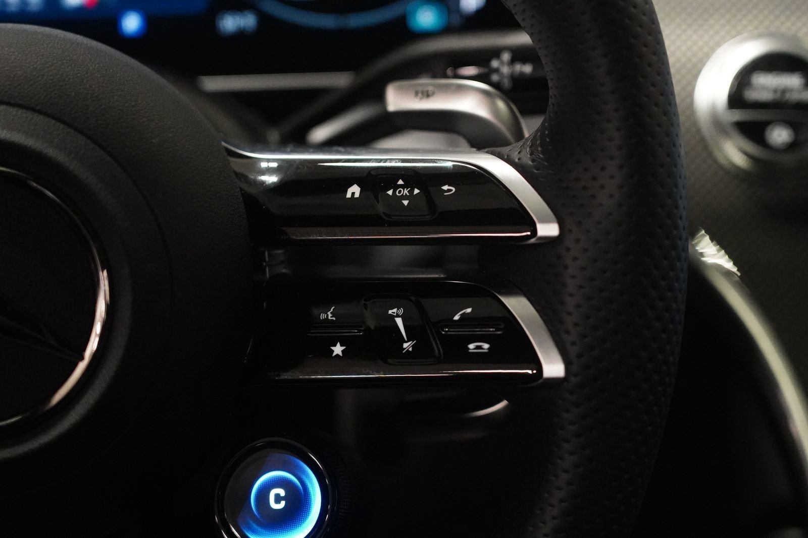 Used 2026 Mercedes-Benz GLC 43 AMG AMG GLC 43 image 18