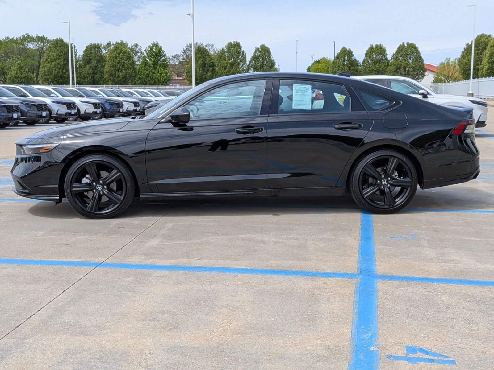 Certified 2023 Honda Accord Sport image 9