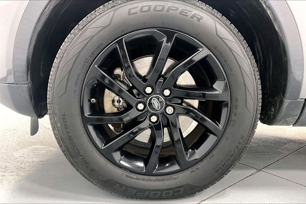 Used 2018 Land Rover Discovery Sport HSE AWD/4WD image 8