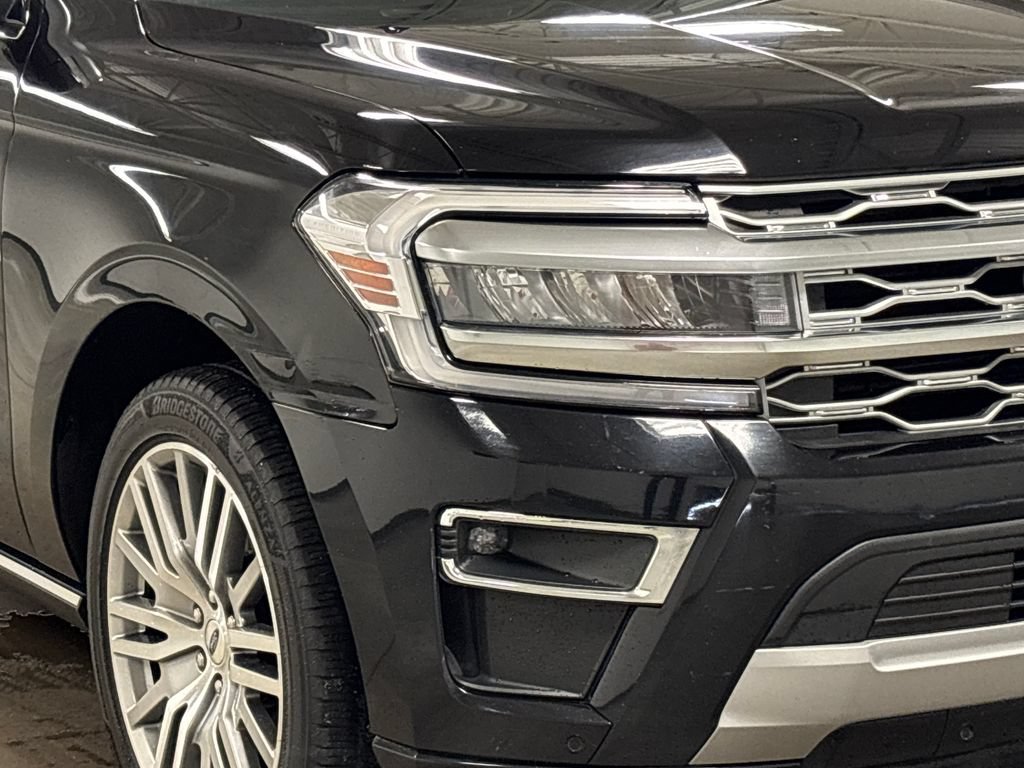 Used 2023 Ford Expedition Max Platinum RWD image 5