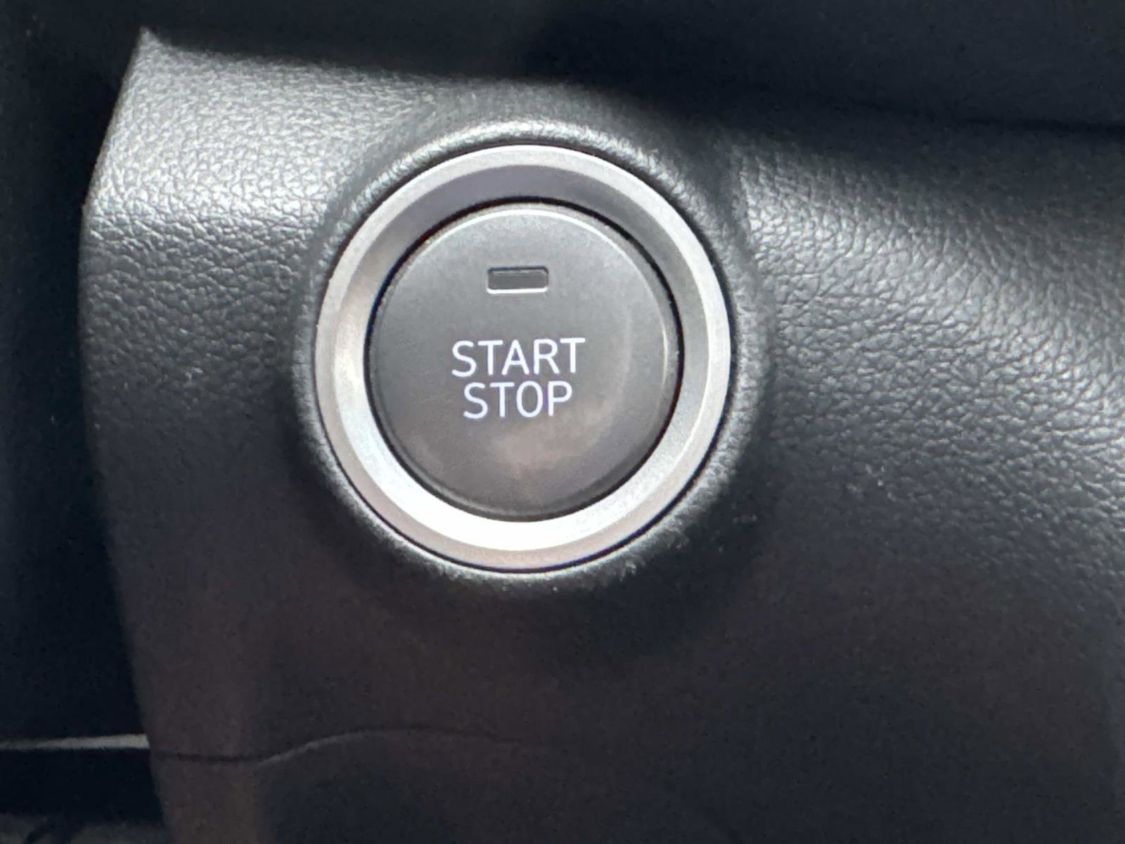 Used 2020 Hyundai Kona Limited image 28