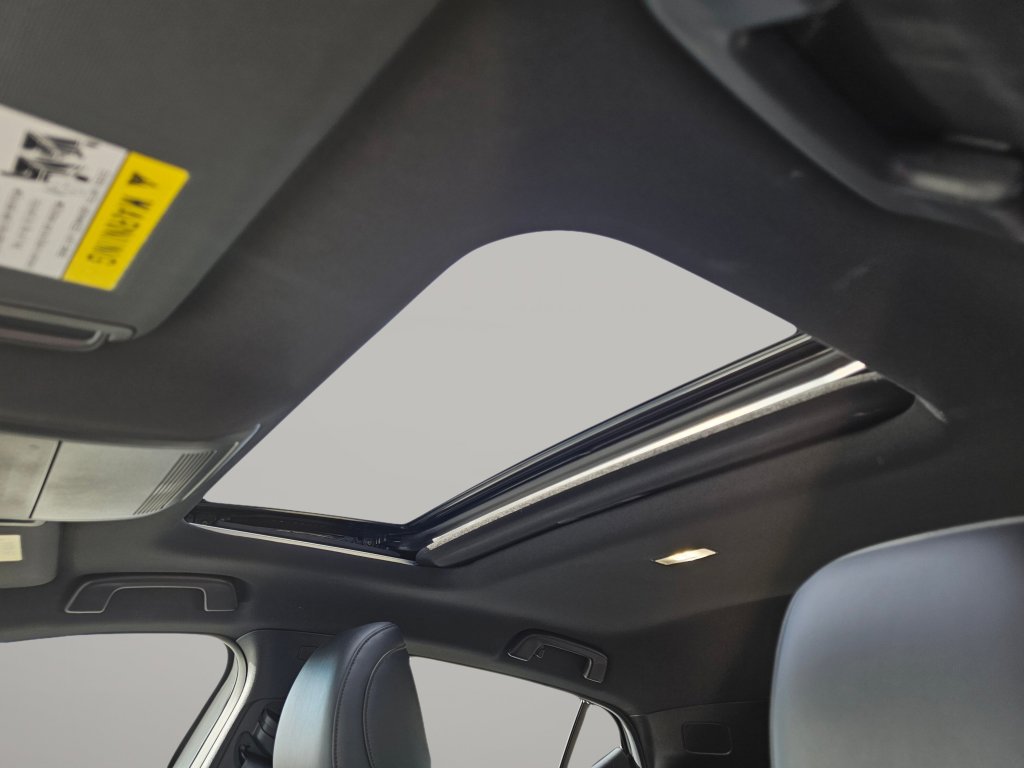 Used 2019 MAZDA MAZDA3 AWD Hatchback w/ Premium Pkg image 5