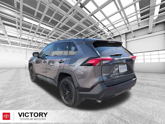 Used 2023 Toyota RAV4 LE FWD image 6