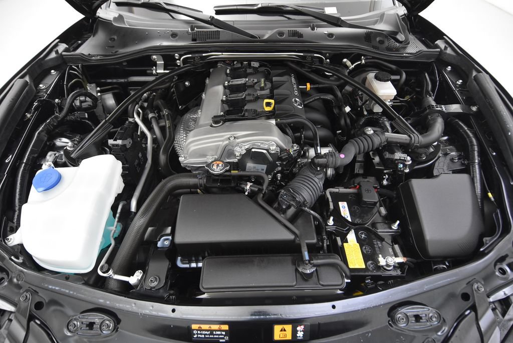 Used 2025 MAZDA MX-5 Miata RF Club RWD image 43
