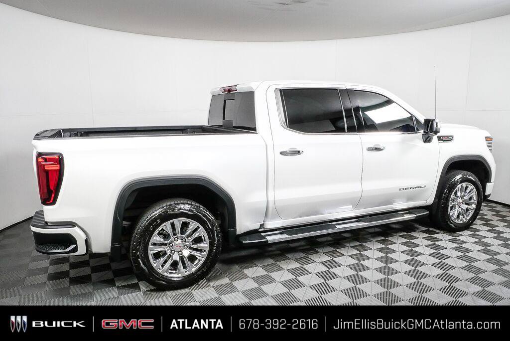 Used 2025 GMC Sierra 1500 Denali w/ Technology Package AWD/4WD image 2