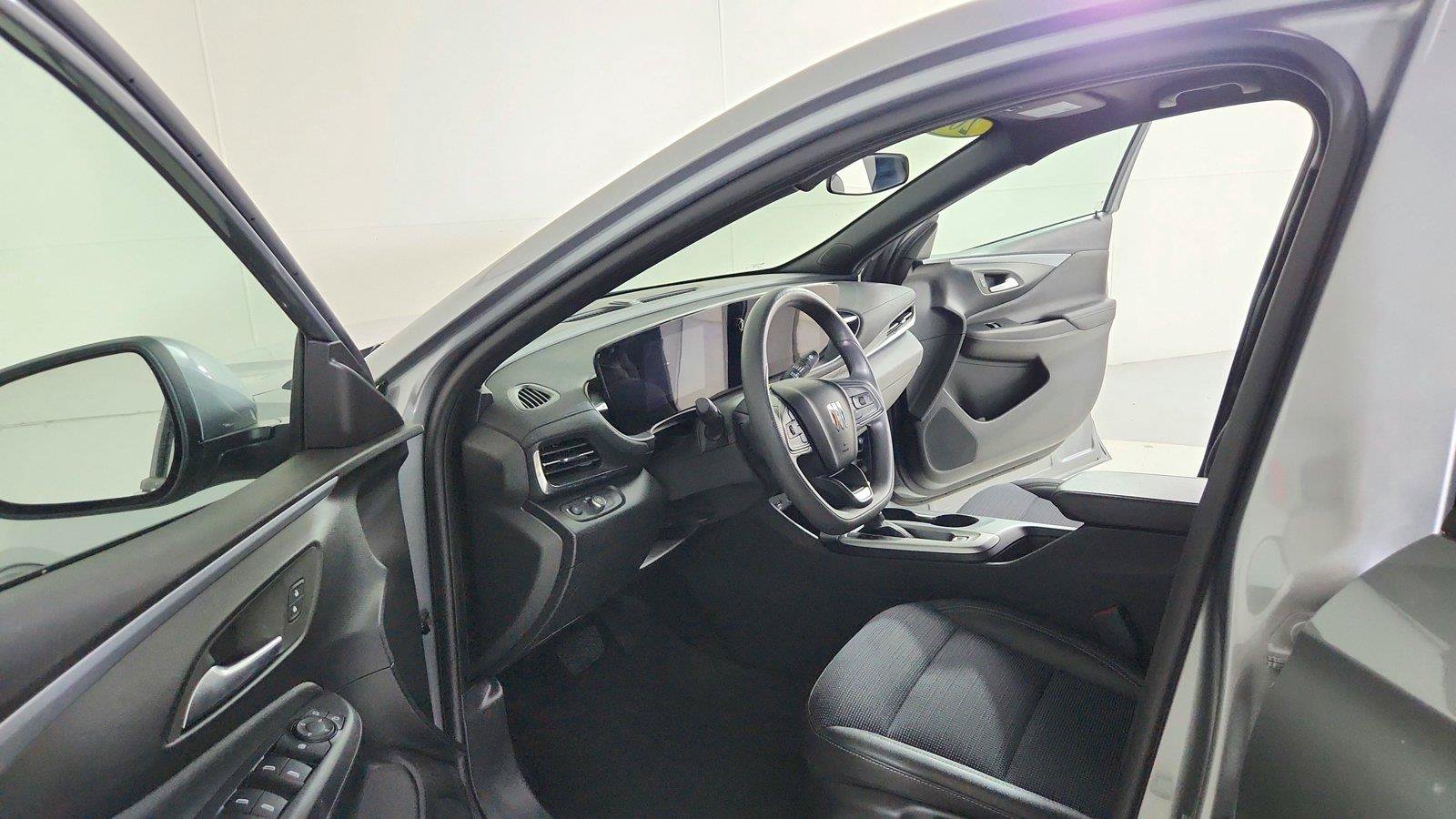 Used 2026 Buick Envista Preferred FWD image 16