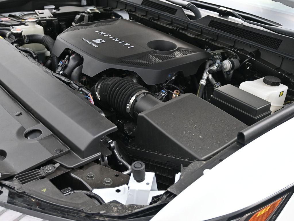 Used 2026 INFINITI QX80 4WD w/ Sport Exterior Package image 11