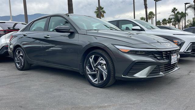 Used 2025 Hyundai Elantra Sport