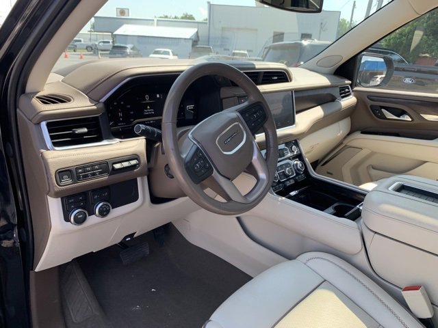 Used 2023 GMC Yukon Denali image 28