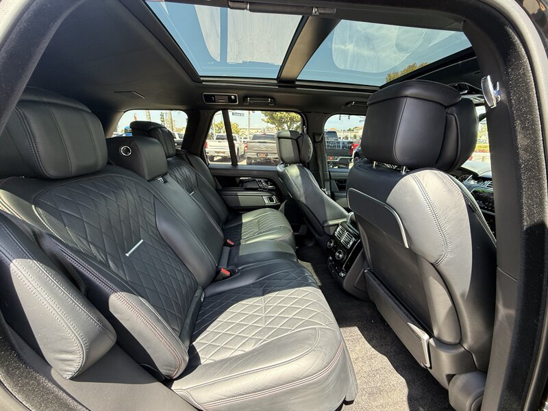Used 2018 Land Rover Range Rover SV Autobiography Dynamic AWD/4WD image 35