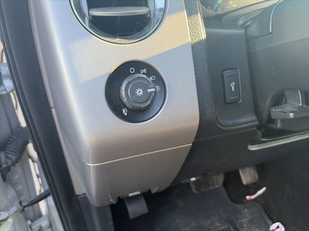 Used 2015 Ford Expedition XLT RWD image 20