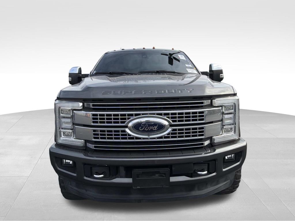 Used 2017 Ford F250 Platinum w/ Platinum Ultimate Package image 6