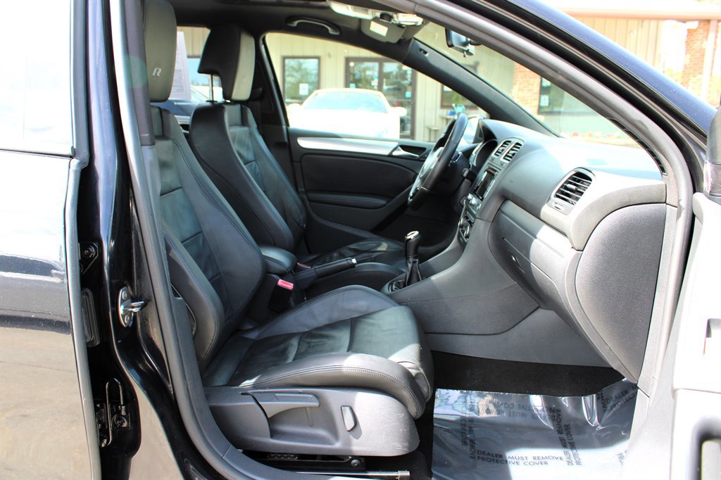 Used 2012 Volkswagen Golf 4-Door image 18