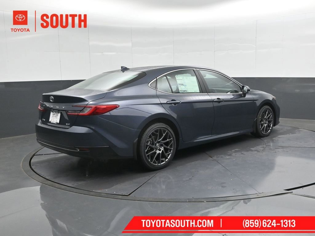 Used 2026 Toyota Camry XLE image 2