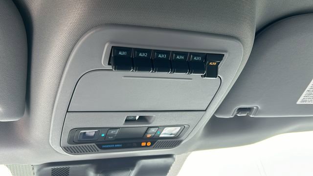 New 2026 Ford F550 4x4 Crew Cab Super Duty image 19