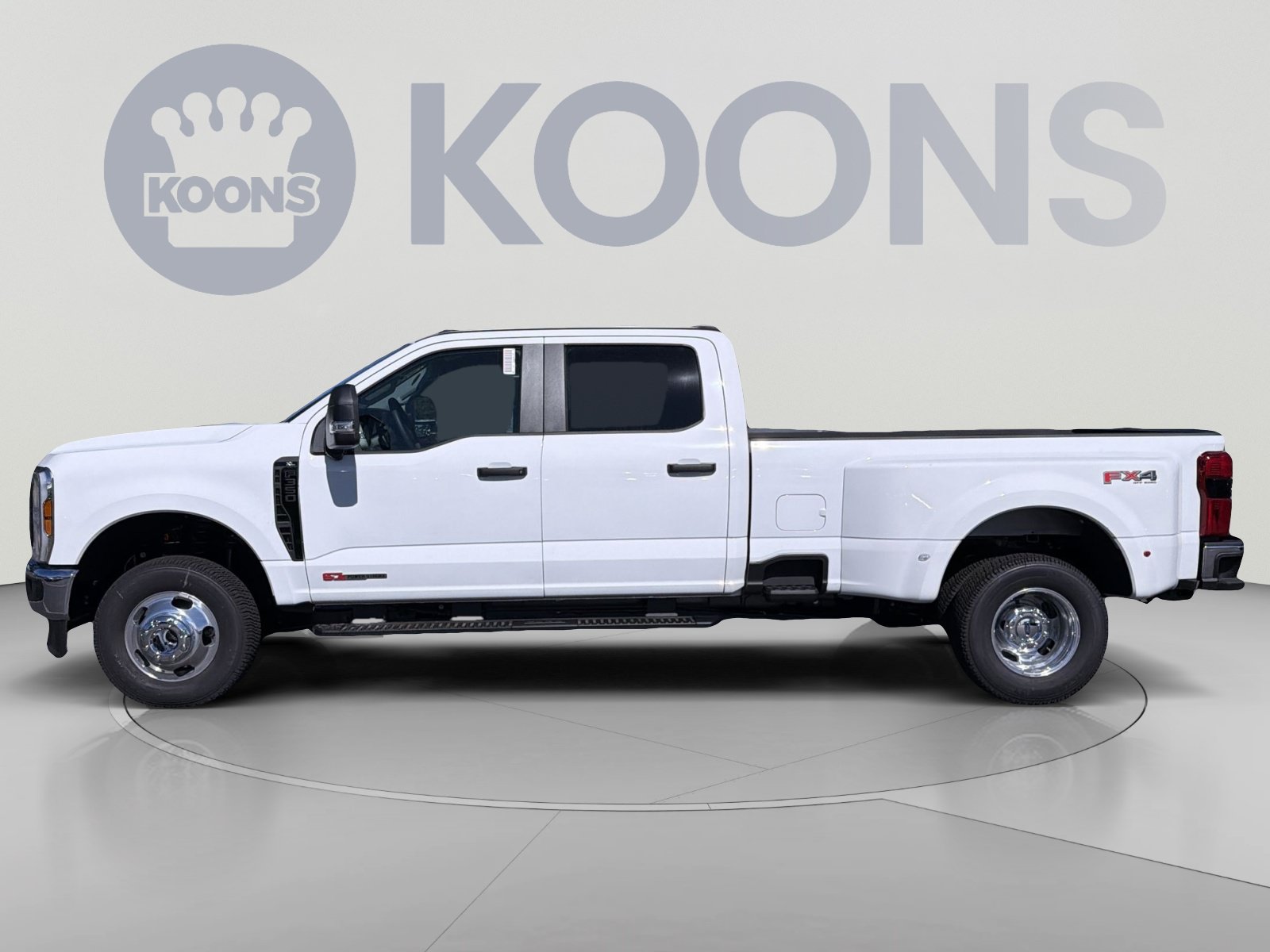 New 2027 Ford F350 XL w/ 360-Degree Camera Package AWD/4WD image 2