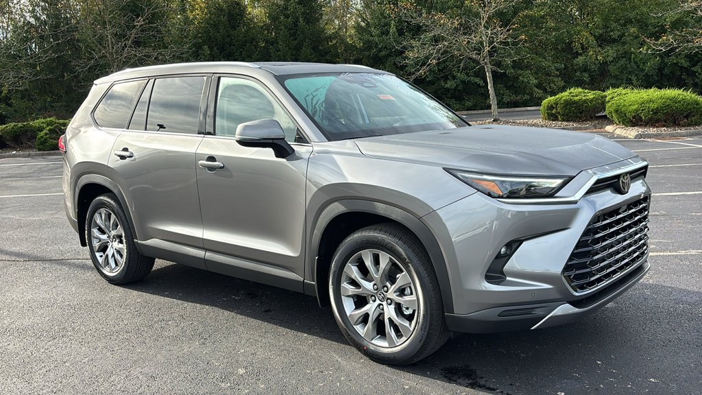 New 2026 Toyota Grand Highlander AWD image 26