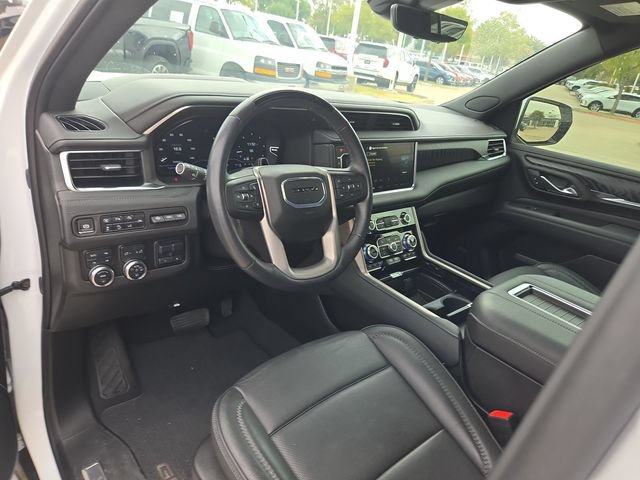 Used 2024 GMC Yukon XL Denali w/ Advanced Technology Package AWD/4WD image 10