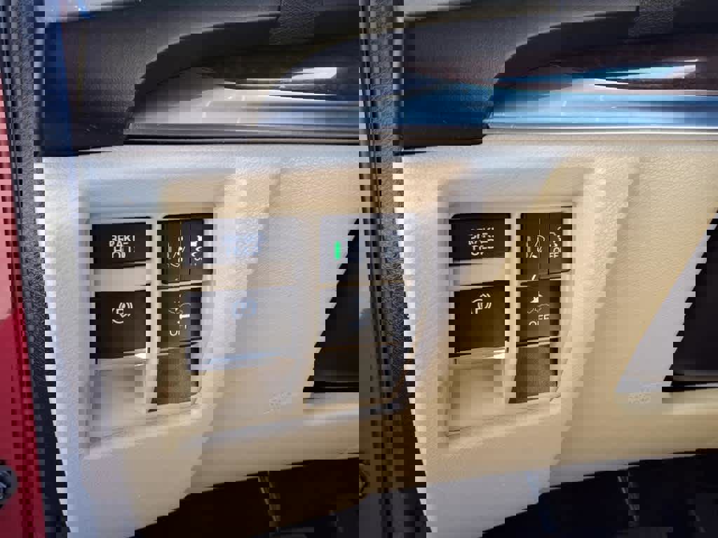 Used 2020 Acura MDX SH-AWD image 17